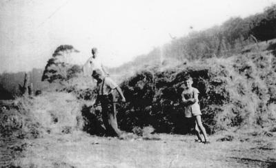 Annel's family at Nannup farm C. 1954. On the Bridgetown Road.