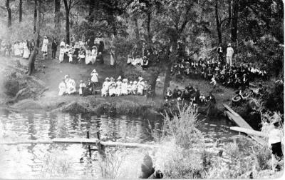 Barrabup pool picnic 1915