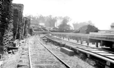 Main Railway line into Ellis Creek
