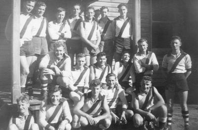 1955 Nannup Football Team at Bridgetown