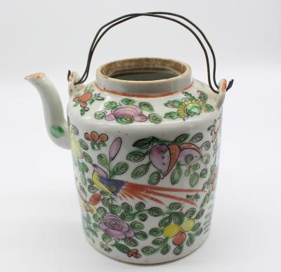 TEAPOT, CHINESE, FAMILLE ROSE PATTERN