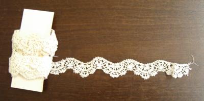 SCALLOPED EDGING LACE