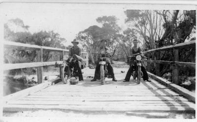 Dunn, George with Cyril & Dick Okle on Scott River Bridge 1930's