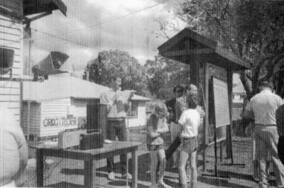 Jarrah Jerkers Jog ,late 1980's. Announcer: Noel Scott. Check shirt: Bernie Wilborn. Behind in sunglasses: Albert De Cruz  