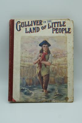 BOOK, GULLIVER IN THE LAND OF LITTLE PEOPLE