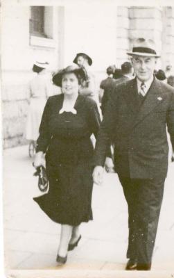 Dorothy Tangney And Cyril Chambers, Forrest Place, Perth