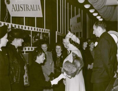 Dorothy Tangney With Queen Elizabeth In London