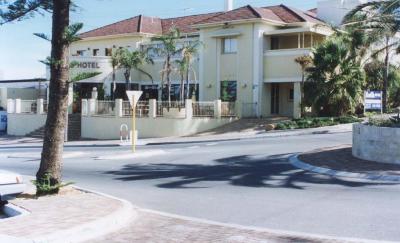 SWANBOURNE HOTEL