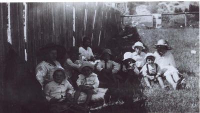 SHAW FAMILY PICNIC