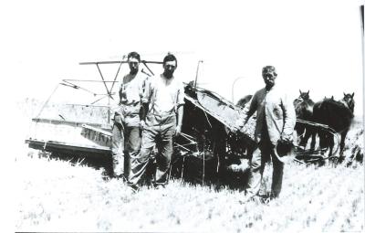 Black and White photograph John, Bill and John (Snr) Dixon with Binder Bungulla