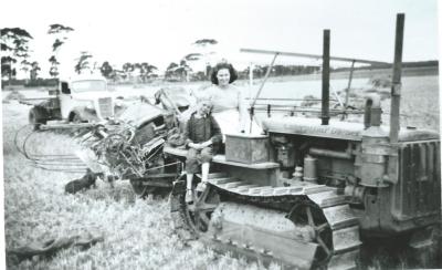 Black and White photograph Hampton Farm