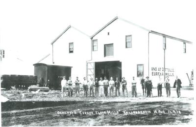 Black and White photograph.  Kellerberrin flour mill, Ockerby's "Eureka" Flour mills