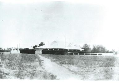 Black and White photograph.  J A McCabe residence.  "Hillview" Kellerberrin