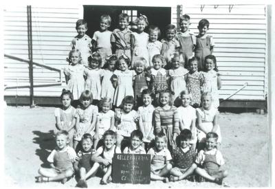 Black and White photograph.  Kellerberrin School - Infants