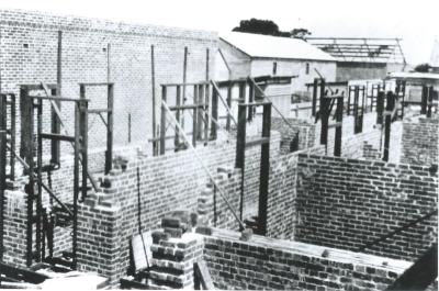 Black and White photograph.  Bank of New South Wales under construction