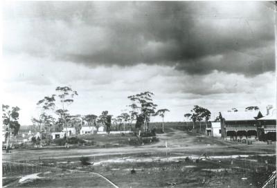 Black and White photograph.  Kellerberrin Hotel - Ripper Street, Massingham St