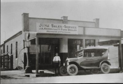 Black and White photograph.  Ford Dealer -  Cunderdin Premises.  Manager - Jim Forward 1926 T Model Ford