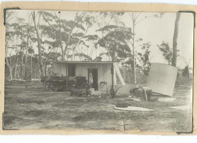 Black and White photograph - South Doodlakine 1927 Morrison