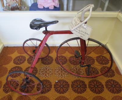 CHILDS TRICYCLE CYCLOPS