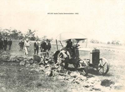 AUSTIN TRACTOR DEMONSTRATION 19 10 BAANDEE