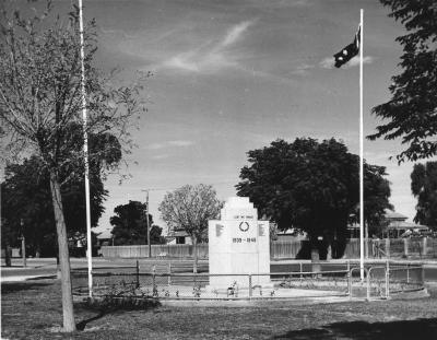 NEW WAR MEMORIAL 1953