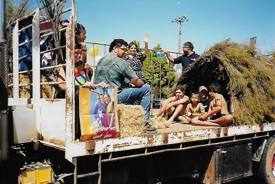 MERREDIN SHOW FLOATS YEAR 2000