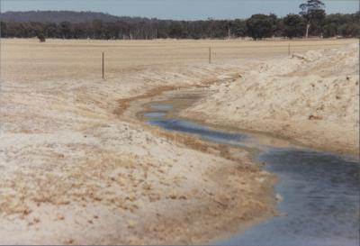 Property of DH (Dale) Edwards, 'Harrisdale Estate', West Beverley, Western Australia, Australia - 004