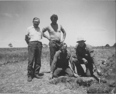 WISALTS Field Day at WISALTS Trial Site at Property of JW (Jim) Erskine, Denbarker, Western Australia, Australia - 003