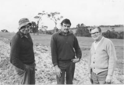 WISALTS Field Day at WISALTS Trial Site at Property of JW (Jim) Erskine, Denbarker, Western Australia, Australia - 068