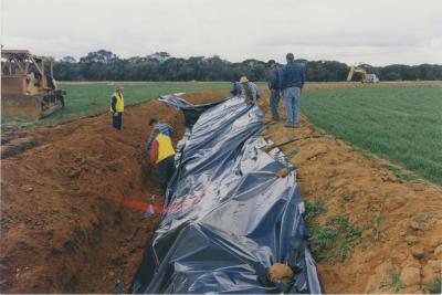 WISALTS Consultants Field Day at Property of G (Graeme) and H (Helen) Shemeld, Beacon, Western Australia, Australia - 003