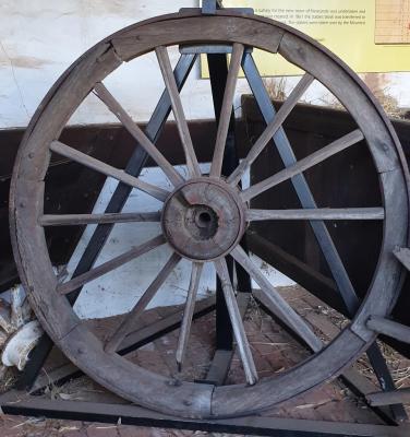 WHEEL FROM LIGHT TIPPING DRAY