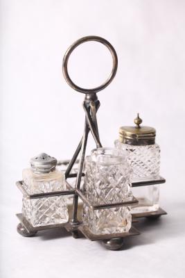 PEPPER POT LID FROM CRUET SET