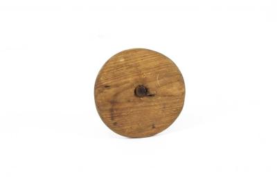 ROUND WOODEN DISK WITH HANDLE