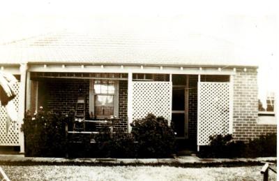 22 BARNFIELD ROAD - BACK VIEW