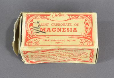 PACKAGE, LIGHT CORBONATE OF MAGNESIA - IN SEALED BOX
