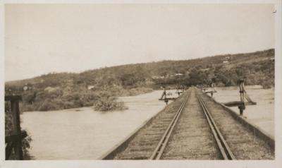 AVON RIVER IN FLOOD AND TOODYAY RAILWAY BRIDGE, 1930