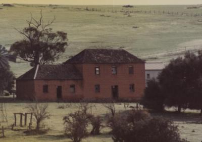 NEWGAIN GRANARY BARN
