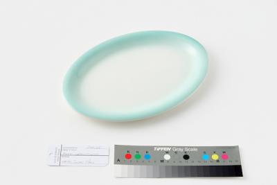 PLATE: WEMBLEY WARE, OVAL GREEN