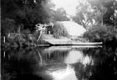 Tea Gardens, King River, 1926.