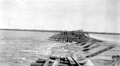 Flooded causeway at Lake Raeside.