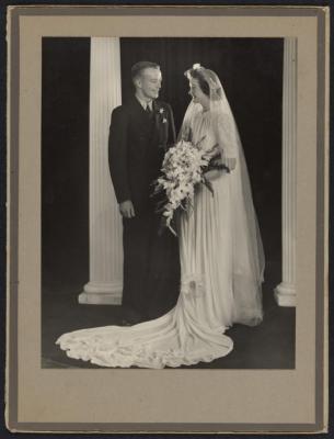 PHOTOGRAPH: DORIS CLARKSON WITH PARENTS FLORENCE AND ARTHUR RUSSELL