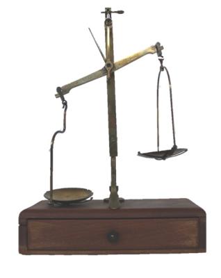APOTHECARY BEAM SCALES