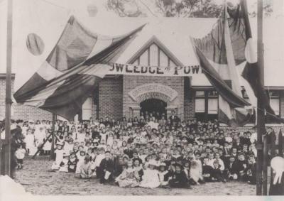 PHOTOGRAPH: SCHOOL CHILDREN OF SUBIACO GOVERNMENT SCHOOL