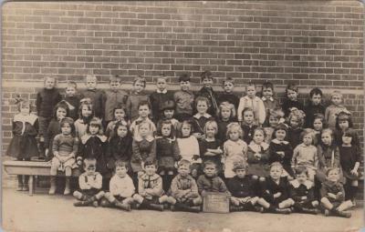 POSTCARD: SUBIACO INFANTS - CLASS II