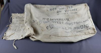 CANVAS BAG - MRS G. DEVEREUX S.S. ZEALANDIC