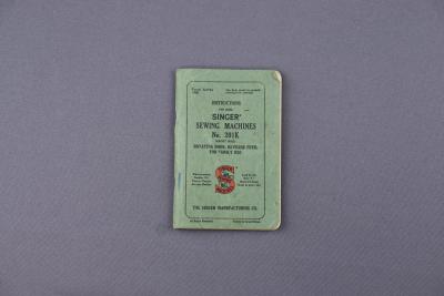 INSTRUCTION BOOK - SINGER SEWING MACHINE NO 201K