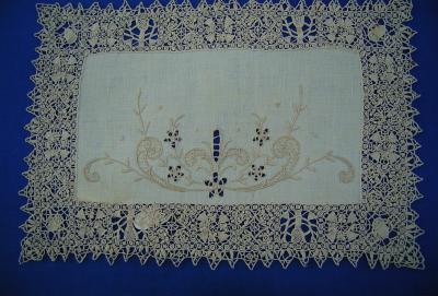 NEEDLELACE, MATS