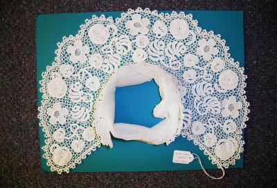 LACE, IRISH CROCHET, COLLAR