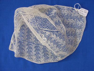 KNITTING, BONNET
