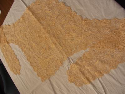 LACE, BOBBIN, SCARF, HEAD